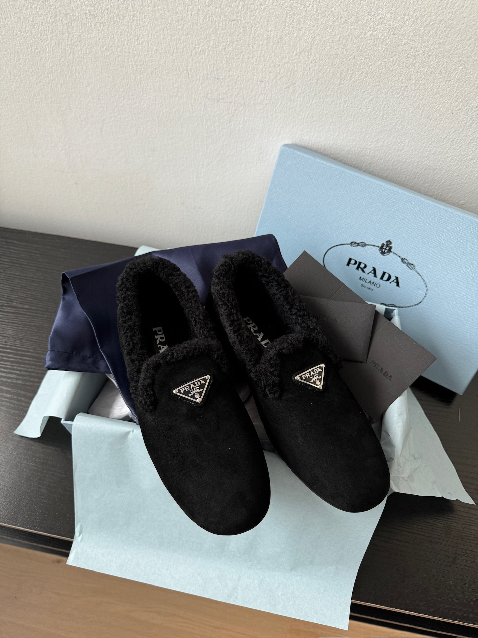 프라다 Prada 로퍼