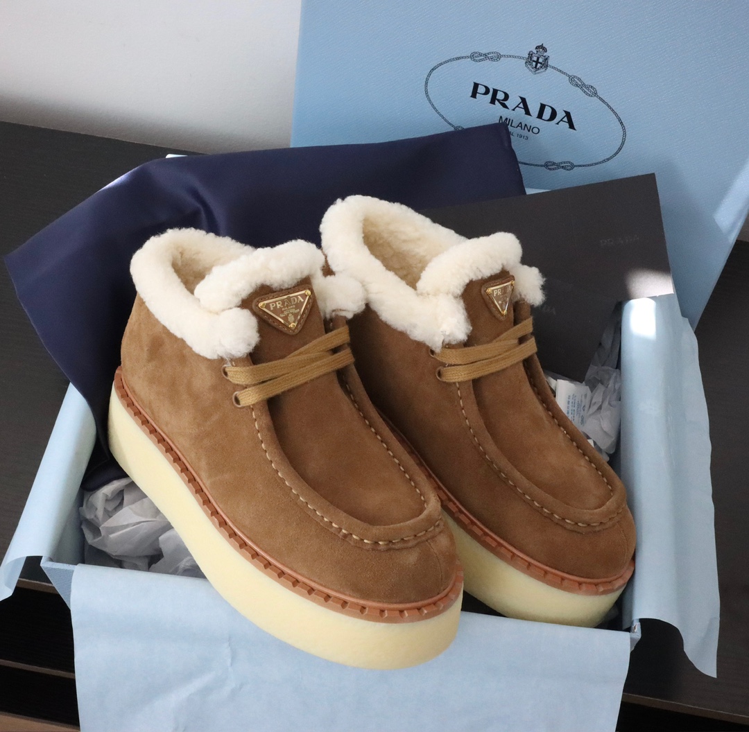 프라다 Prada 로퍼