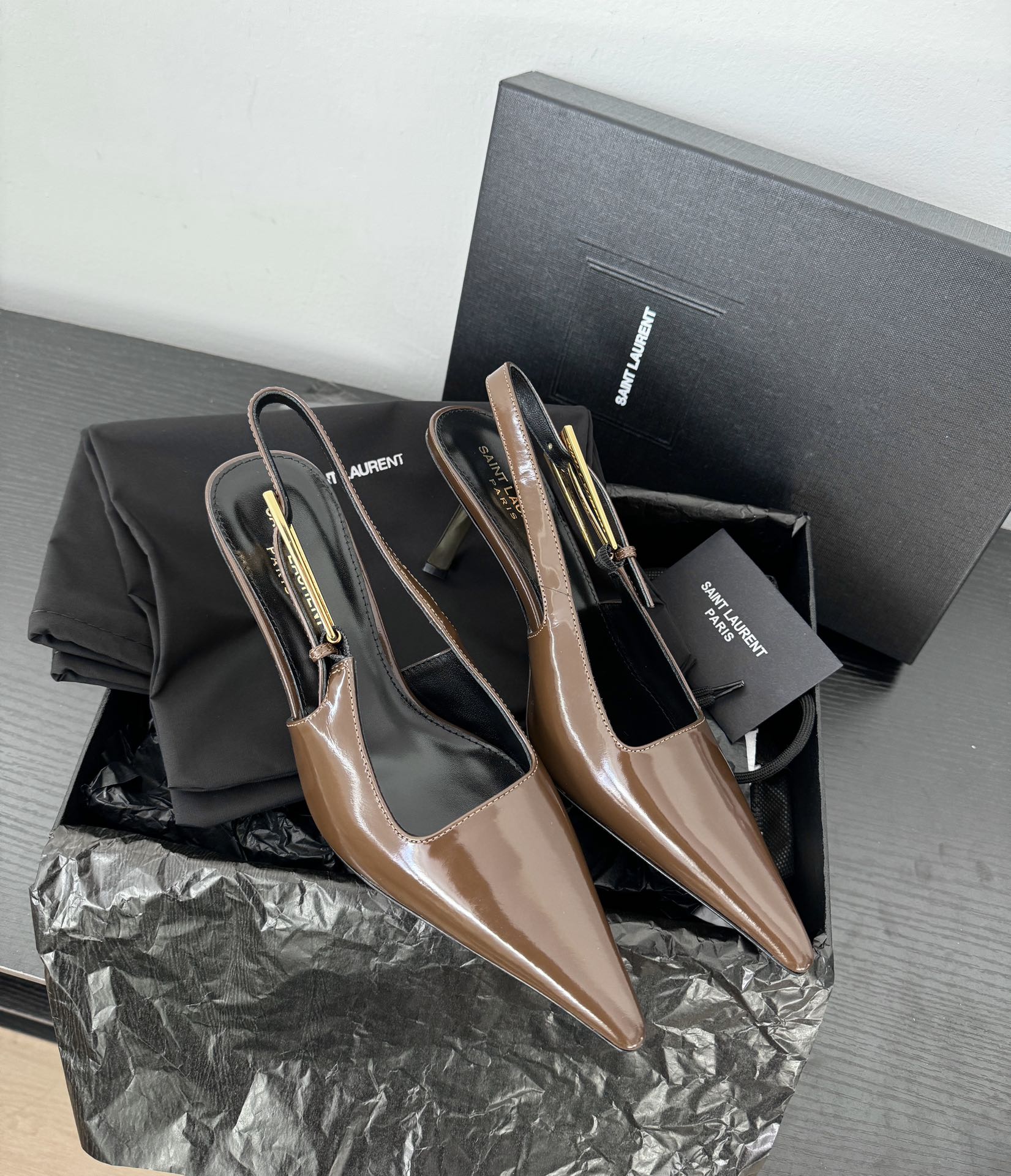 Yves Saint Laurent 하이힐