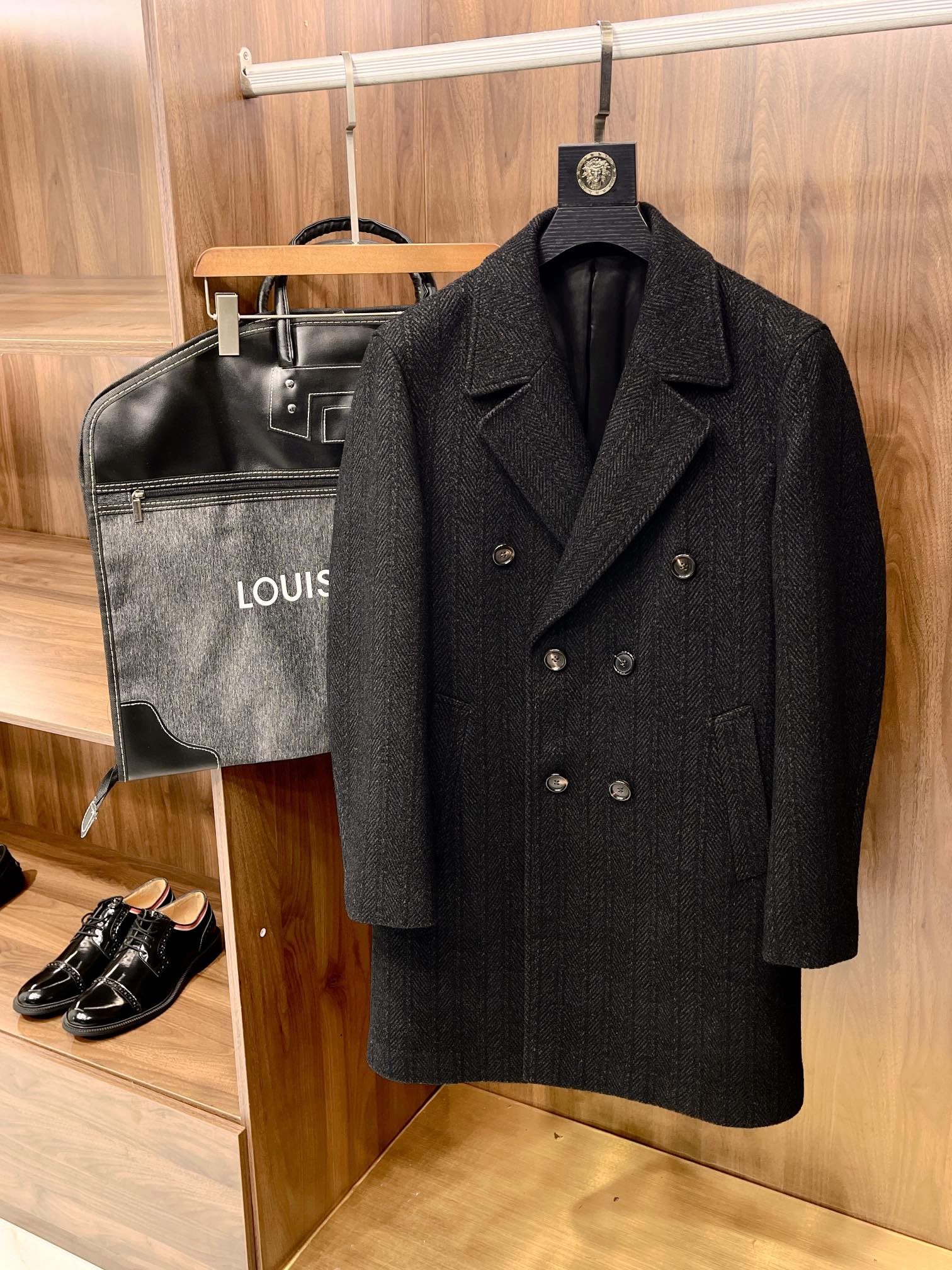 루이비통 Louis Vuitton 코트외투