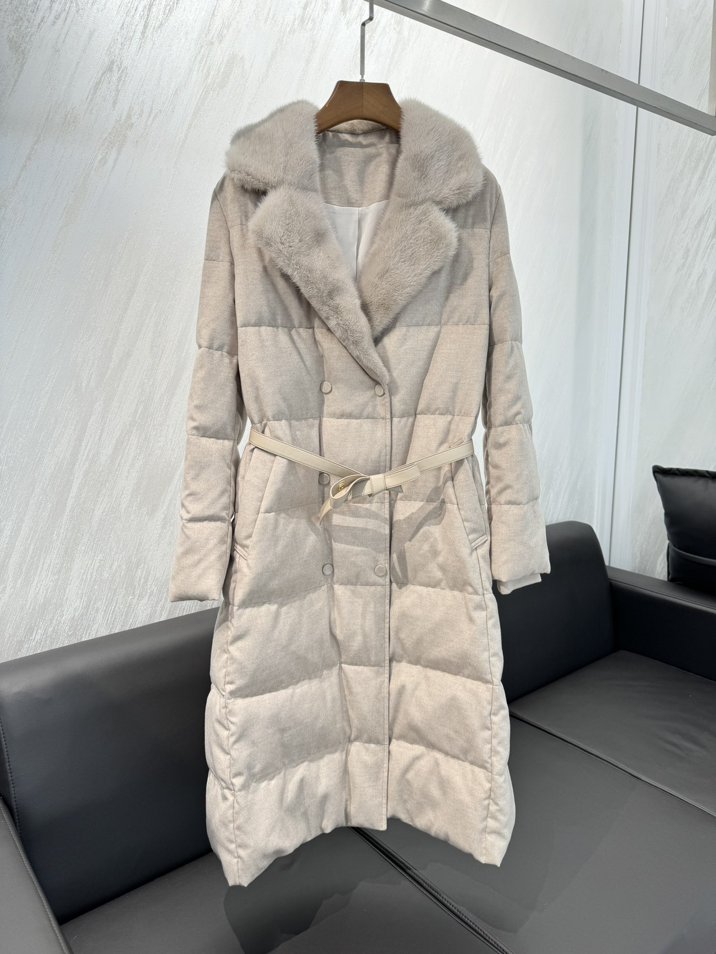 로로피아나 Loro Piana 패딩