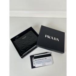 프라다 Prada 1ML049 지갑 11.5CM