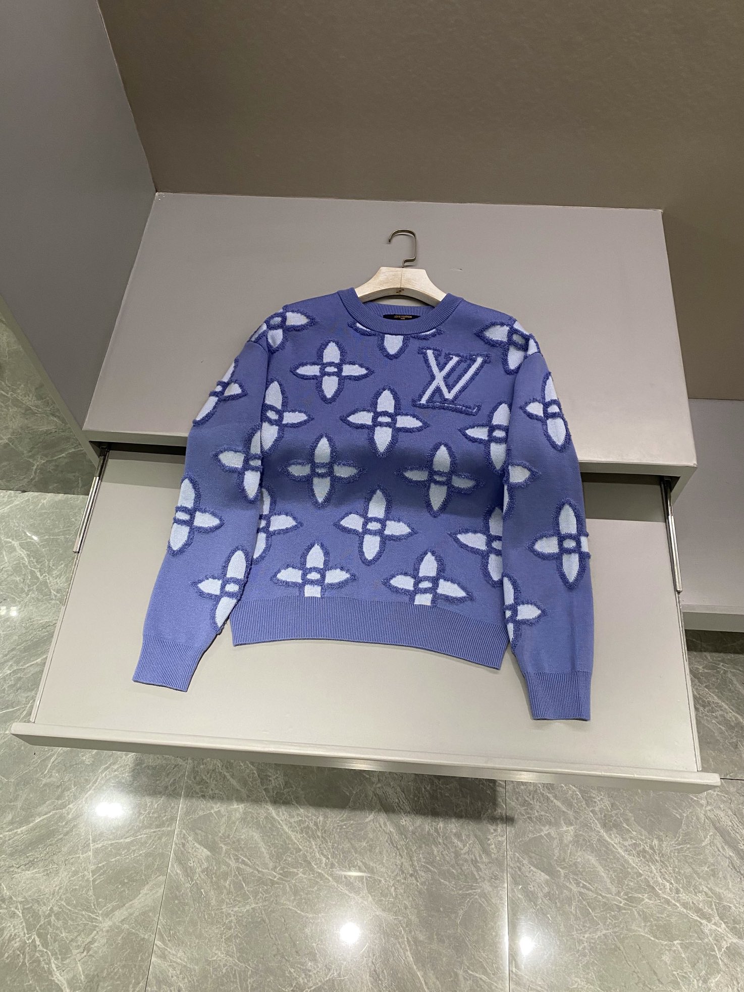 루이비통 Louis Vuitton 스웨터