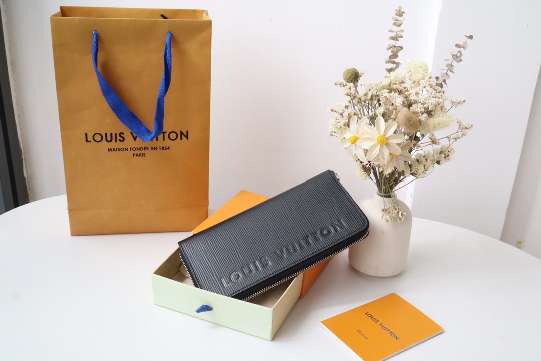 루이비통 Louis Vuitton M83332 지갑 20CM