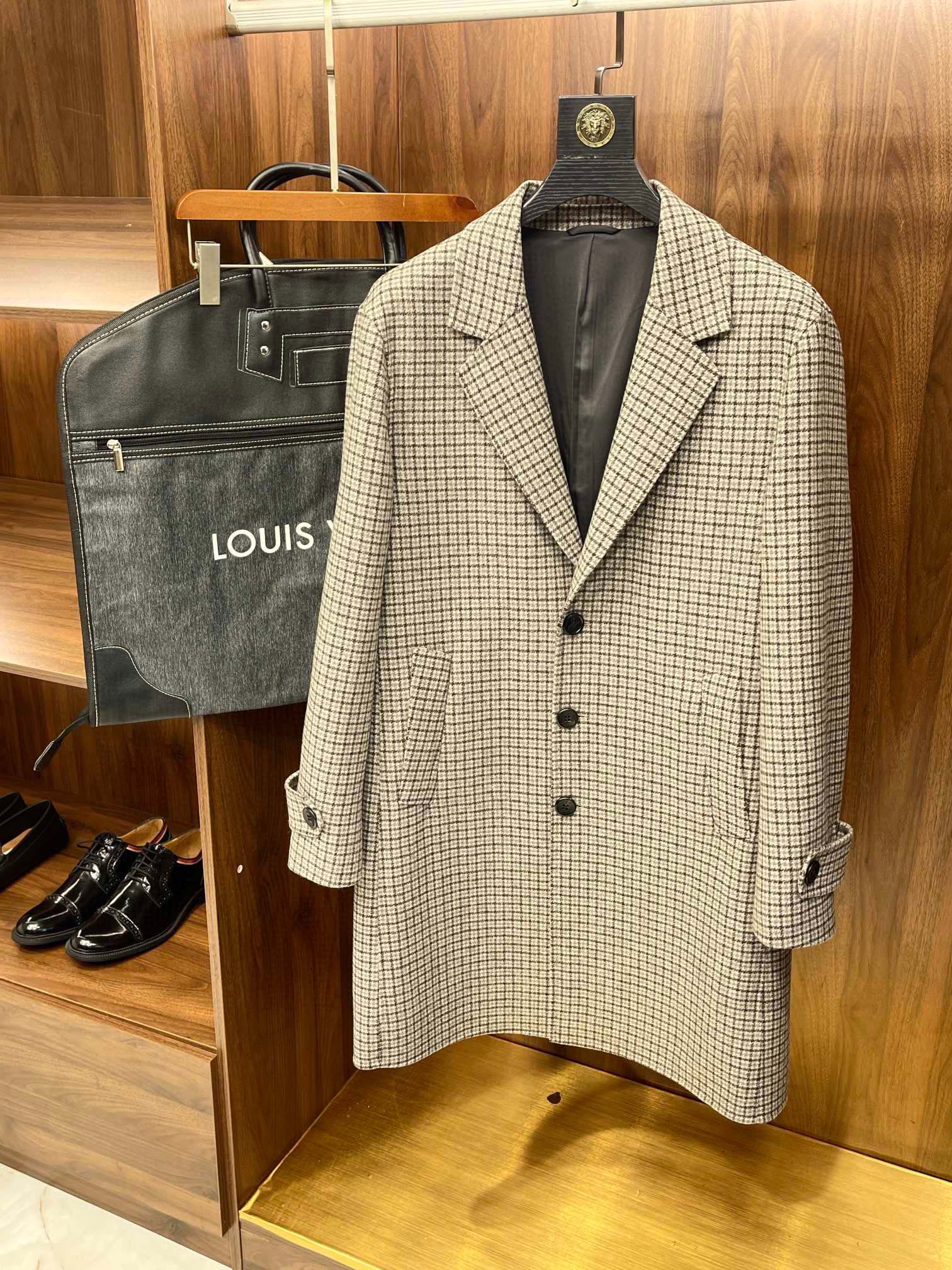 루이비통 Louis Vuitton 외투