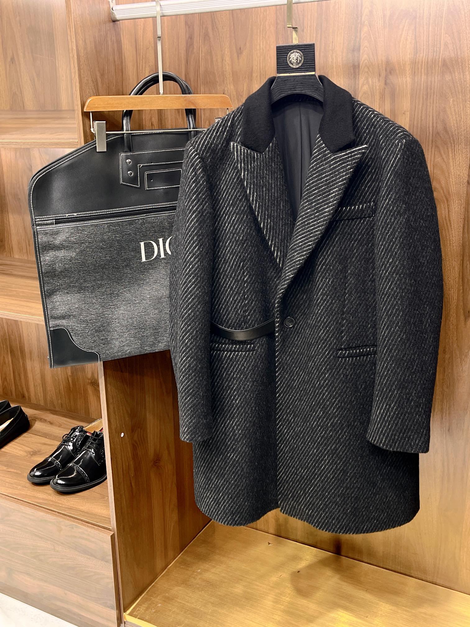 디올 DIOR 외투