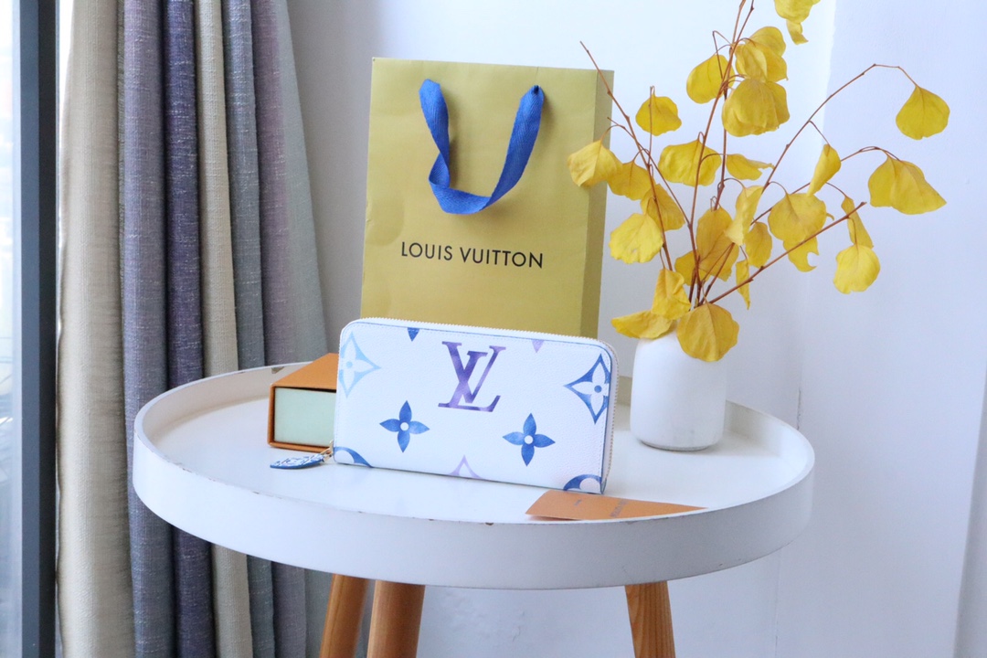 루이비통 Louis Vuitton M82384 지갑 19CM