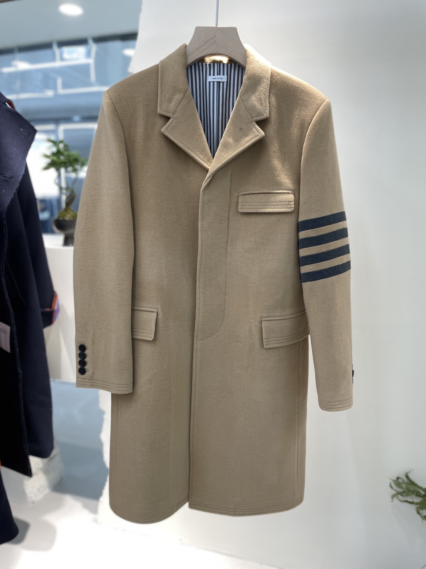 톰브라운 Thom Browne 외투