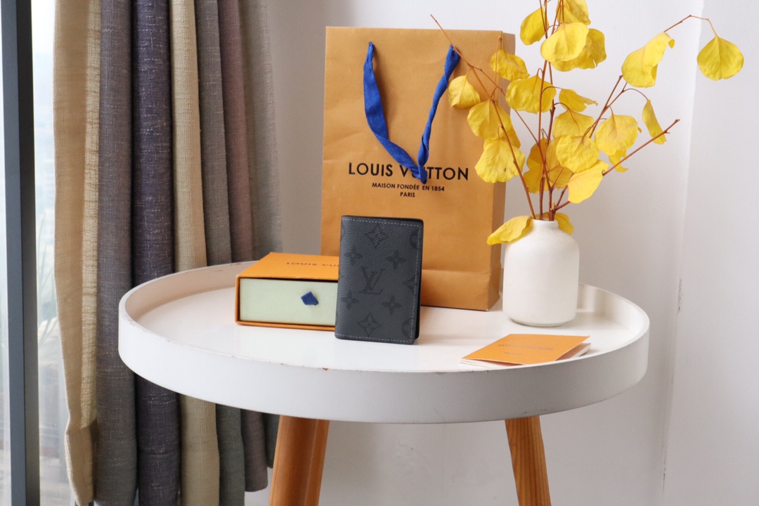 루이비통 Louis Vuitton M60352 카드 케이스 12CM