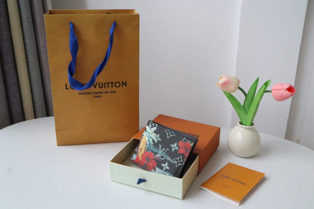 루이비통 Louis Vuitton M83468 지갑 11CM