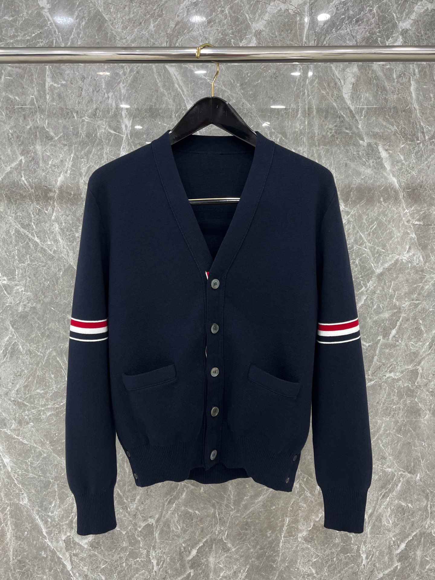 [대리석집] 톰브라운 Thom Browne 가디건