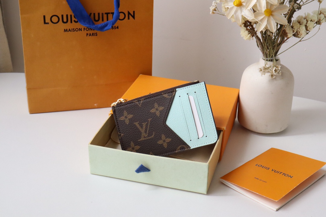 루이비통 Louis Vuitton M83130 카드 케이스 11.1CM