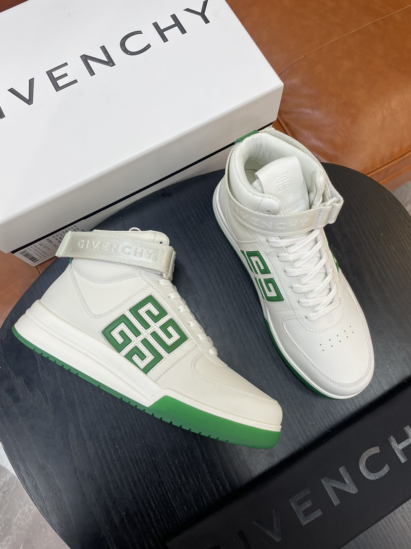 지방시 Givenchy 스니커즈