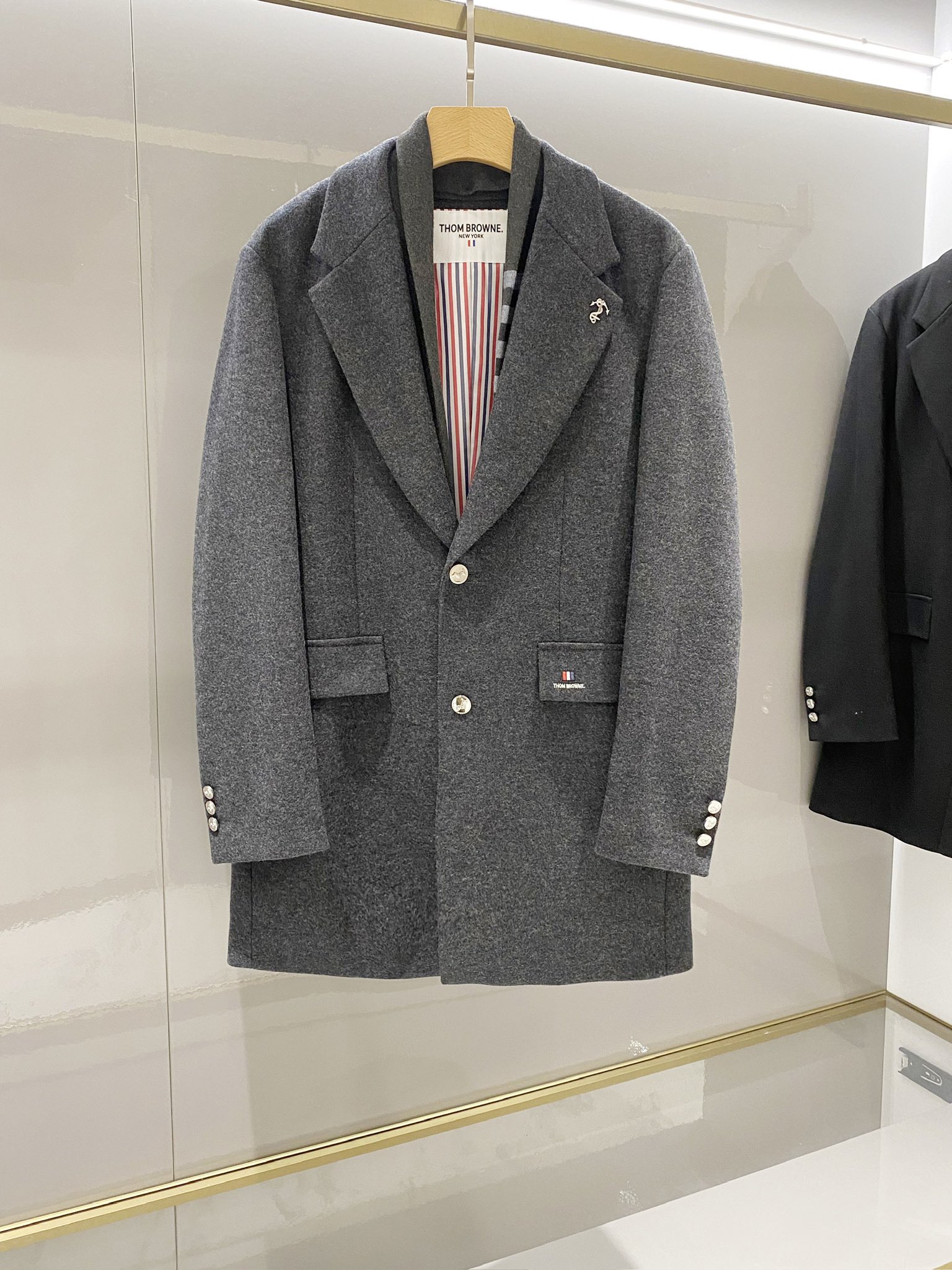 톰브라운 Thom Browne 외투