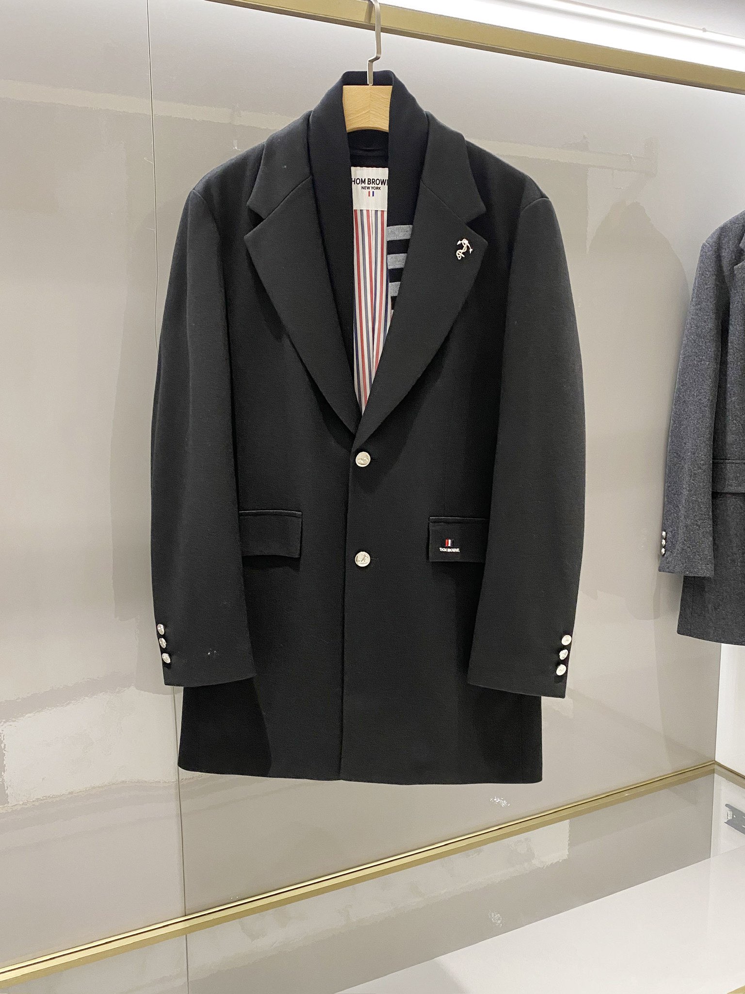톰브라운 Thom Browne 외투