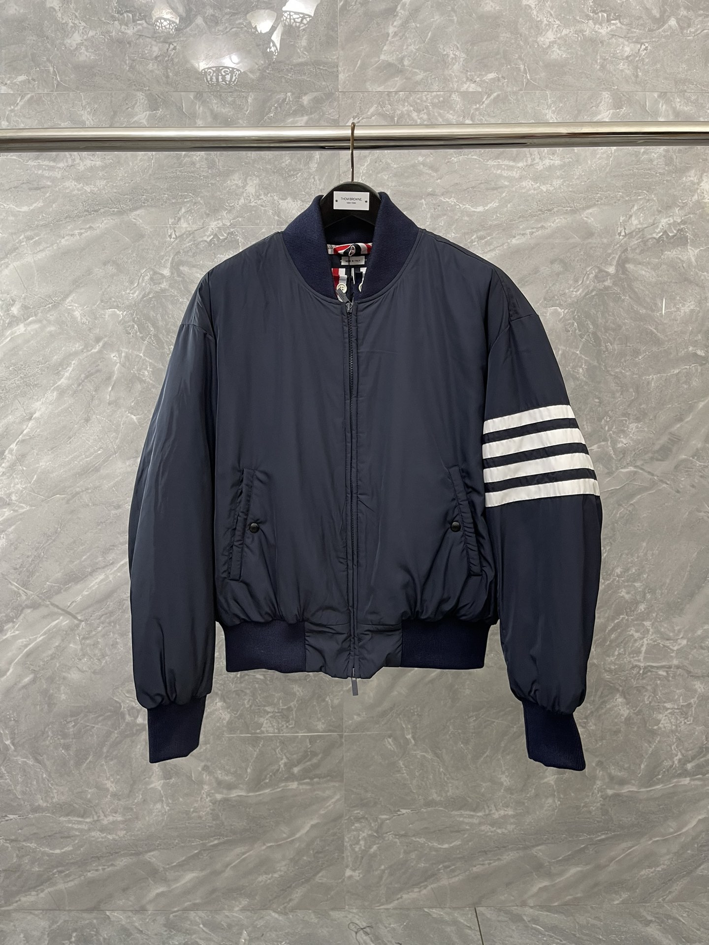톰브라운 Thom Browne 패딩 재킷