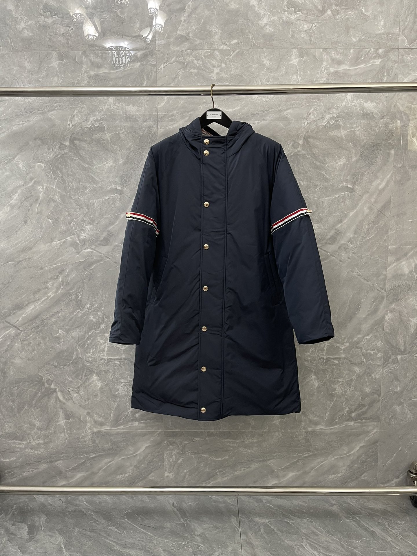 톰브라운 Thom Browne 패딩