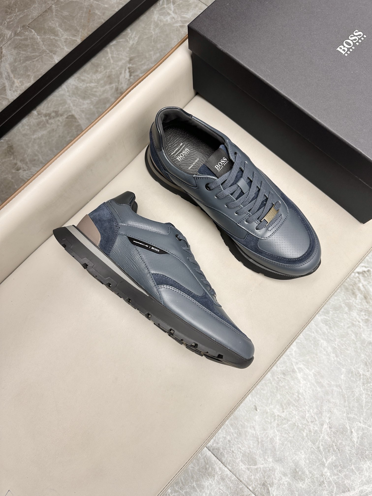 보스BOSS 스니커즈