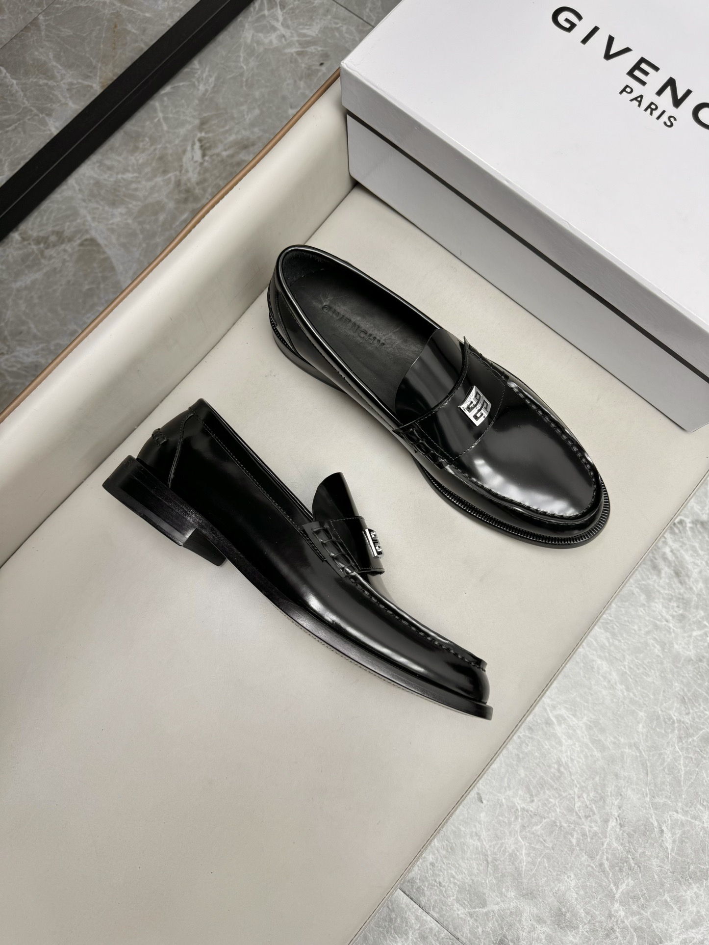 지방시 Givenchy 구두