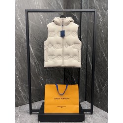 루이비통 Louis Vuitton  조끼 패딩