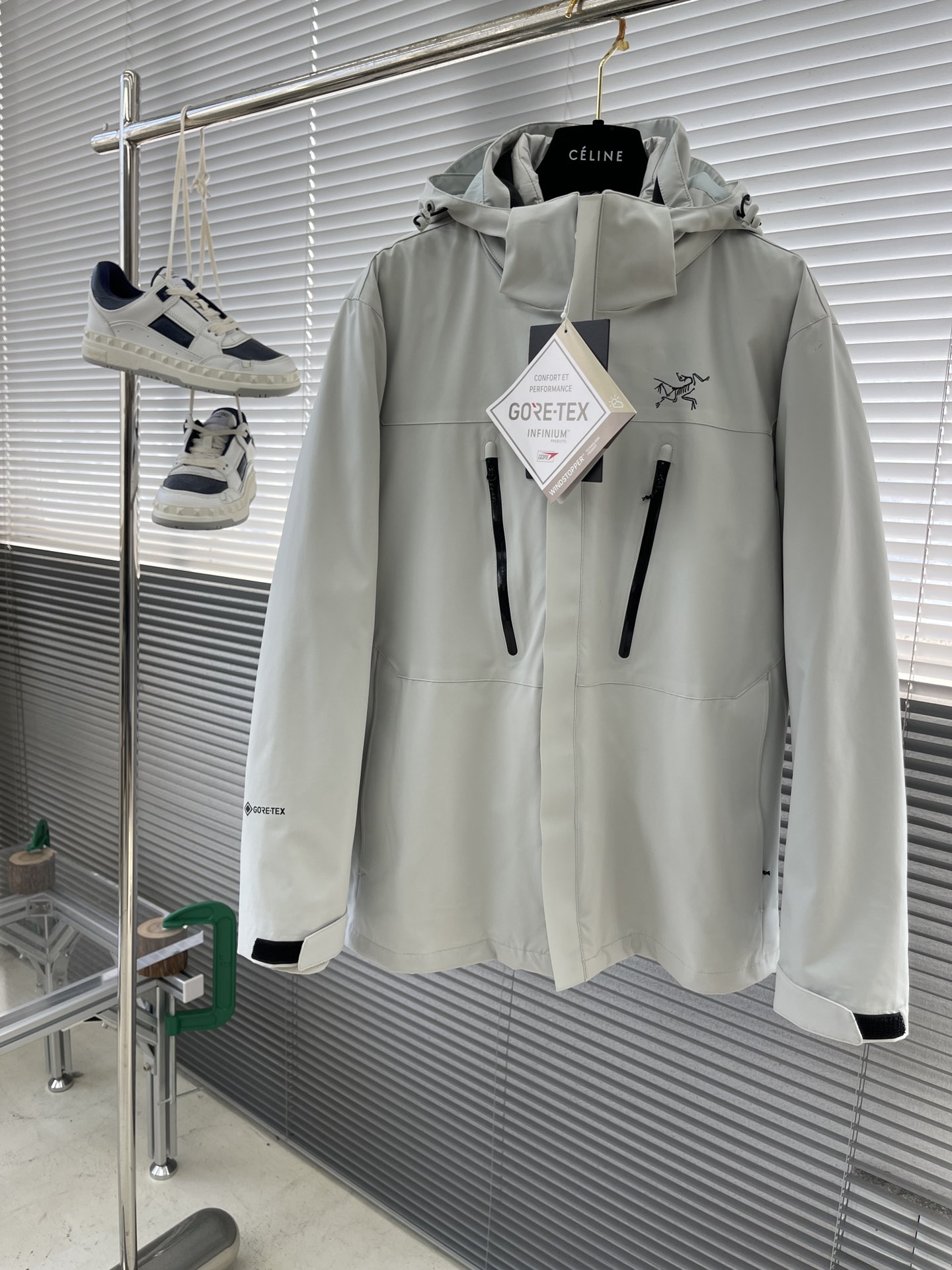 아크테릭스 ARC'TERYX 패딩 재킷