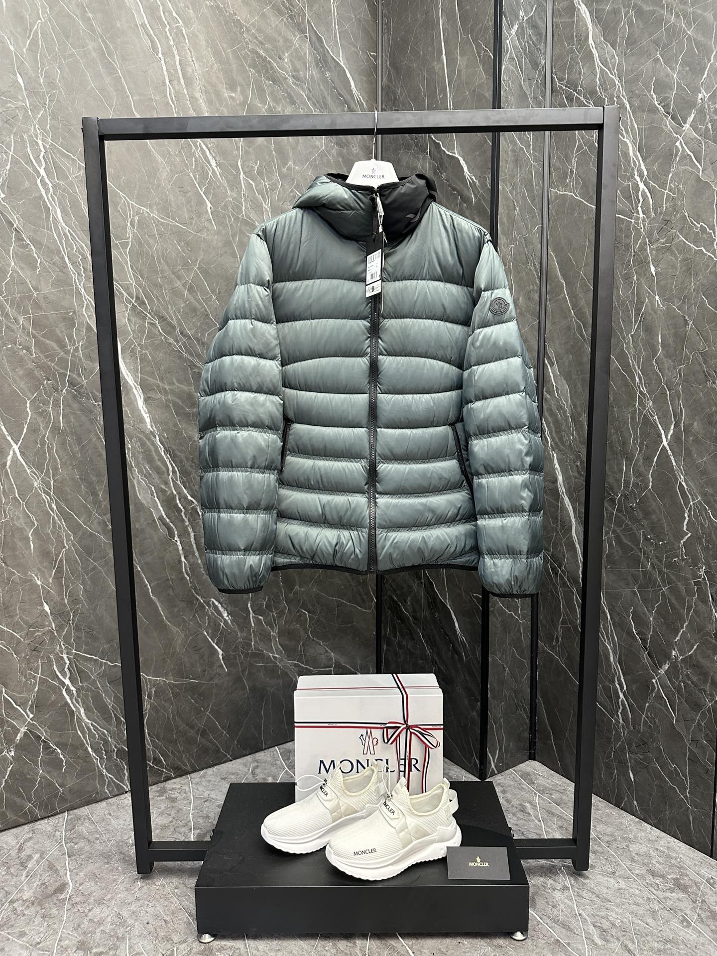 몽클레어 Moncler Vernasce 패딩재킷