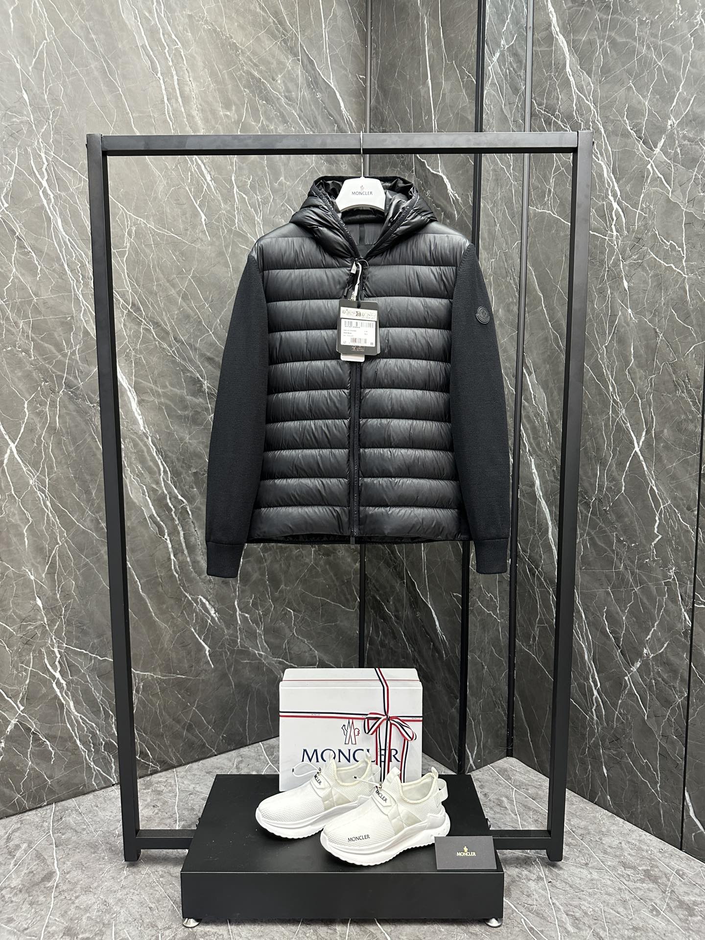 몽클레어 Moncler CARDIGAN TRICOT  트라이콧 패딩재킷