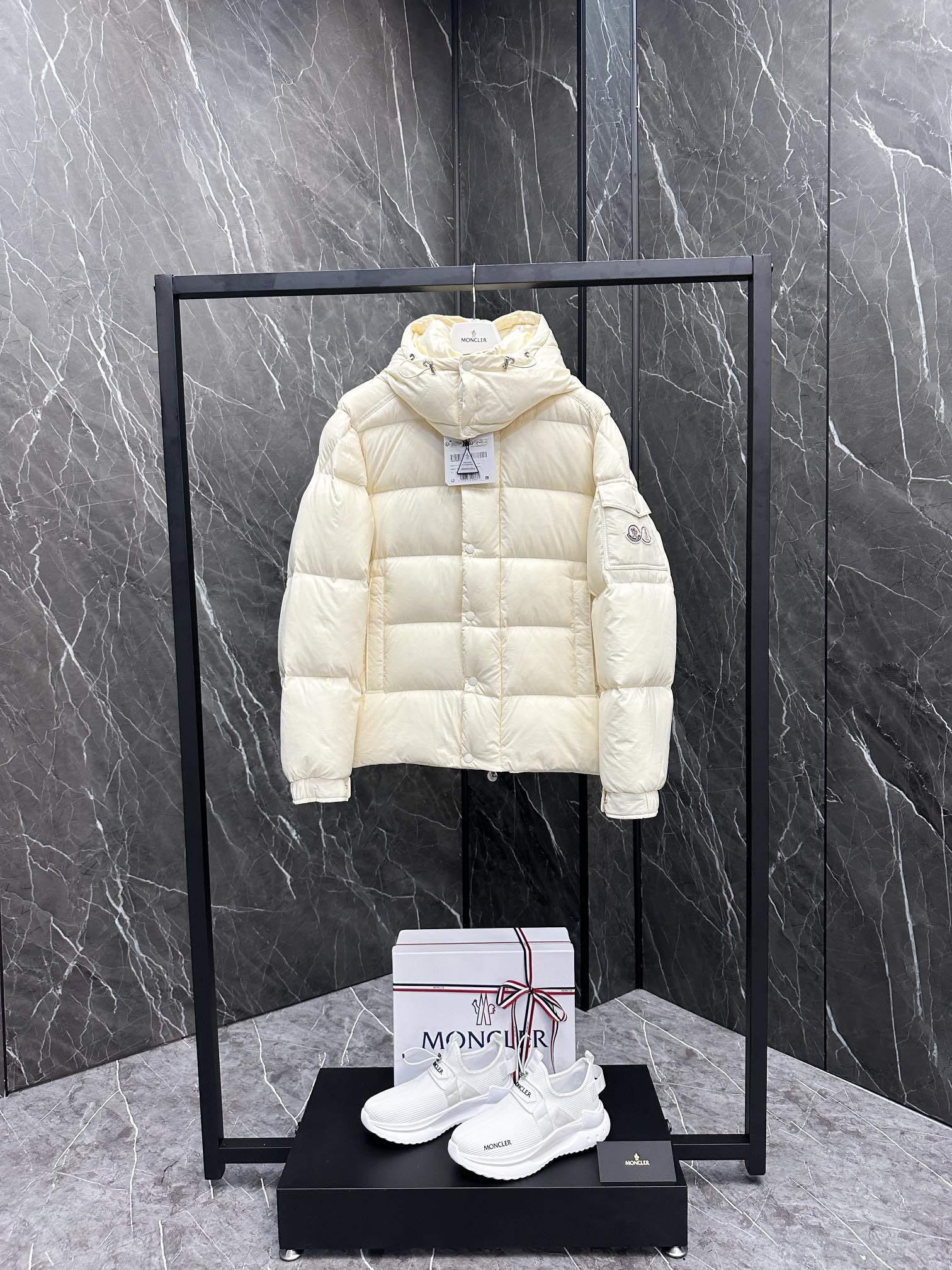 몽클레어 Moncler Maya 70  마야 패딩