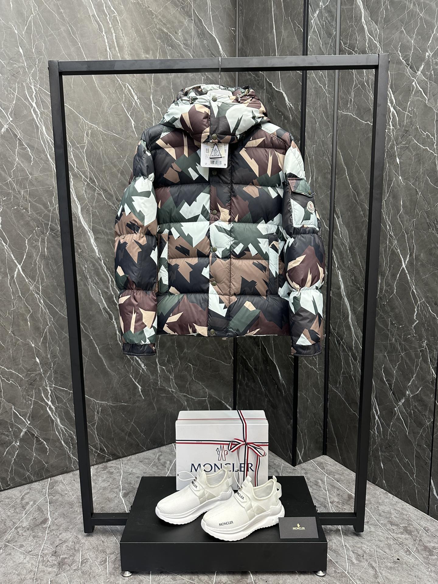 몽클레어 Moncler Mosa 모사 패딩
