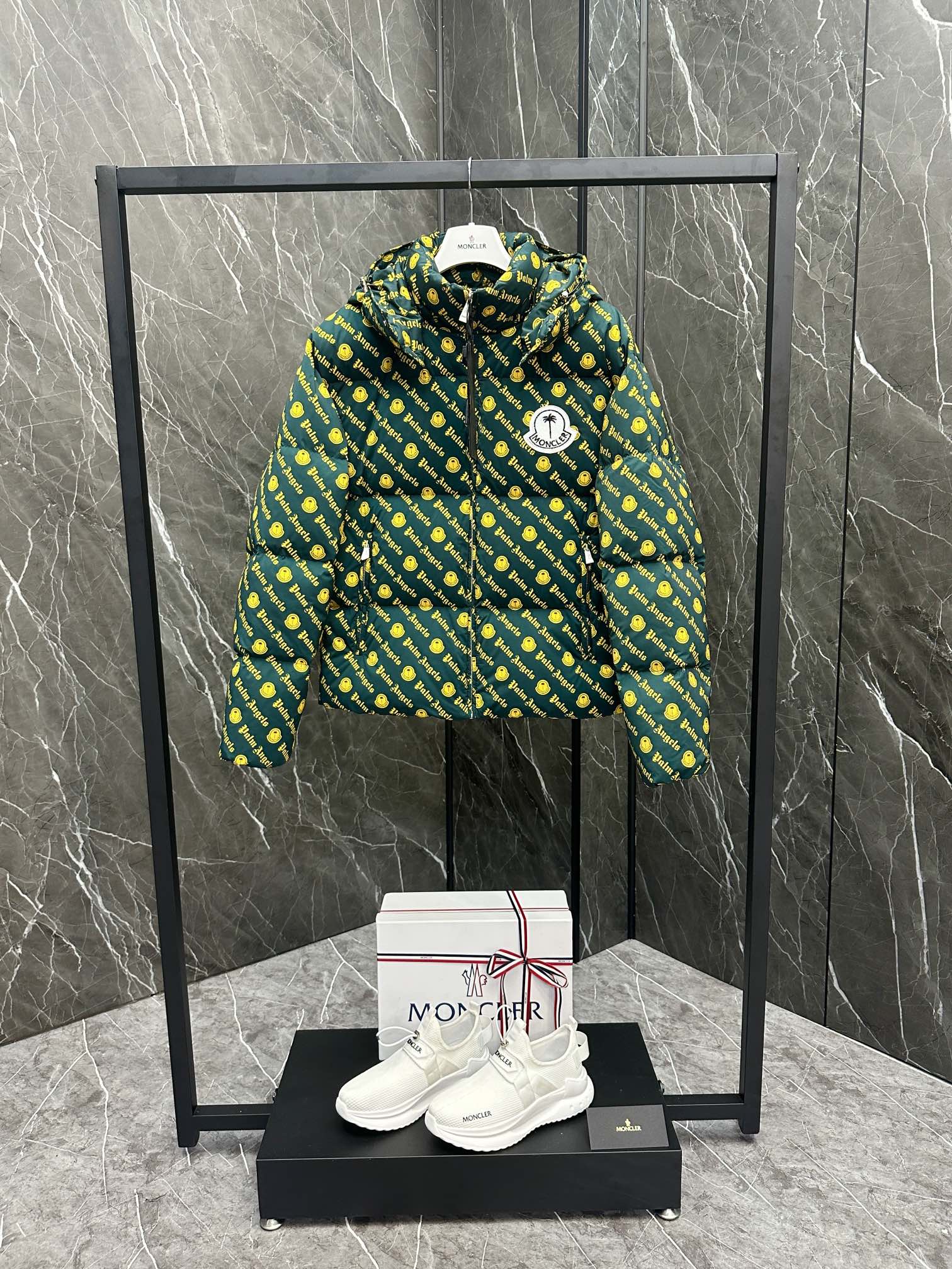 몽클레어 Moncler Thompson&Palm Angels 팜 엔젤스 패딩