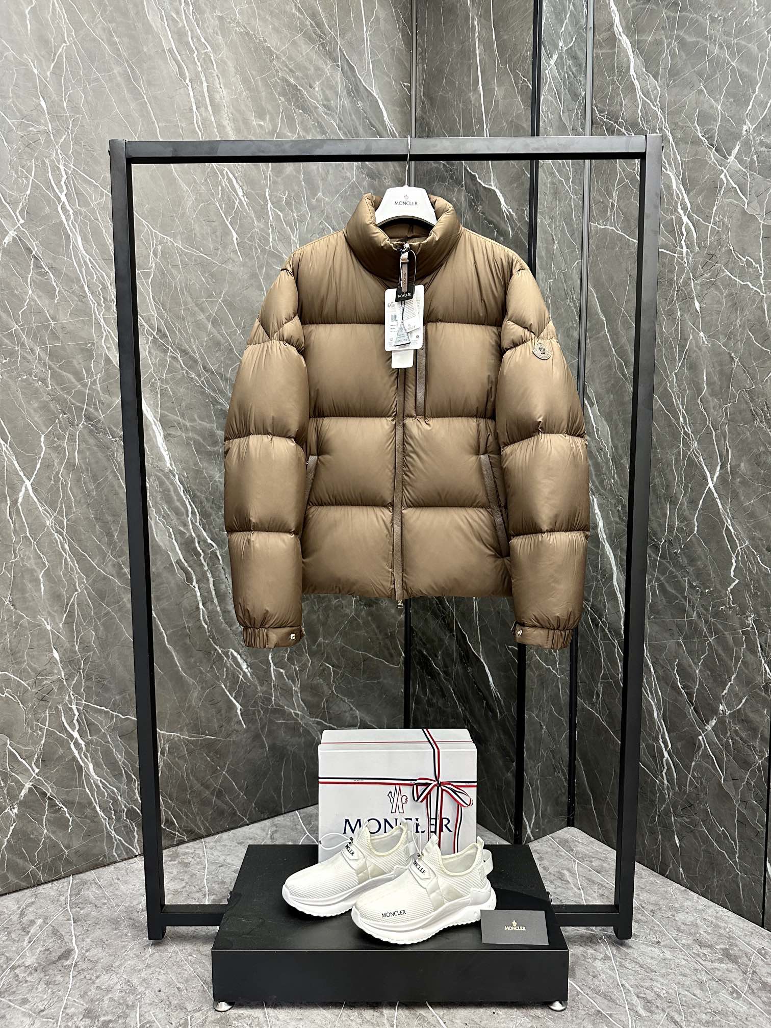몽클레어 Moncler Besbre 베스브레 패딩
