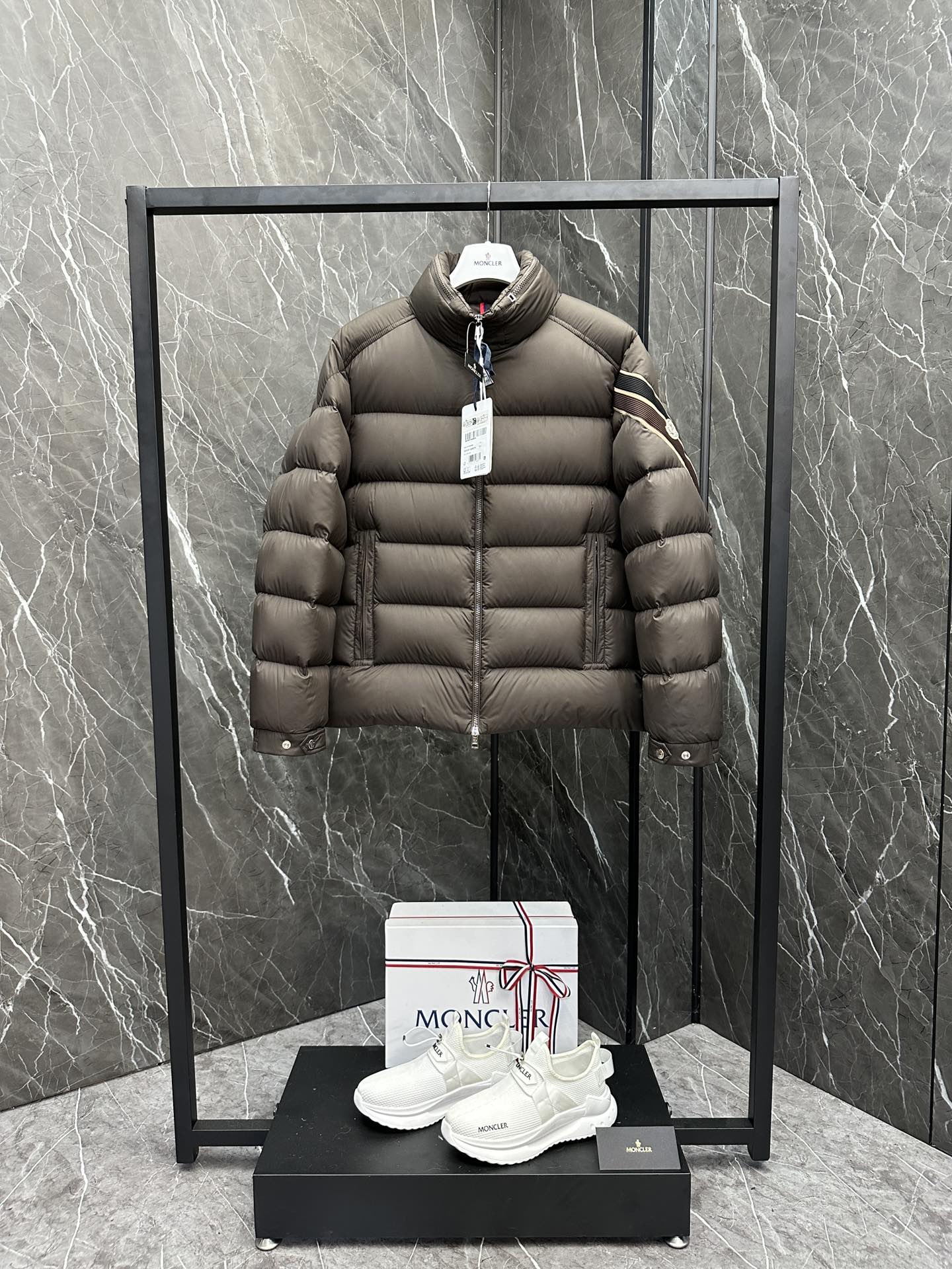 몽클레어 Moncler Solayan 솔라얀 패딩