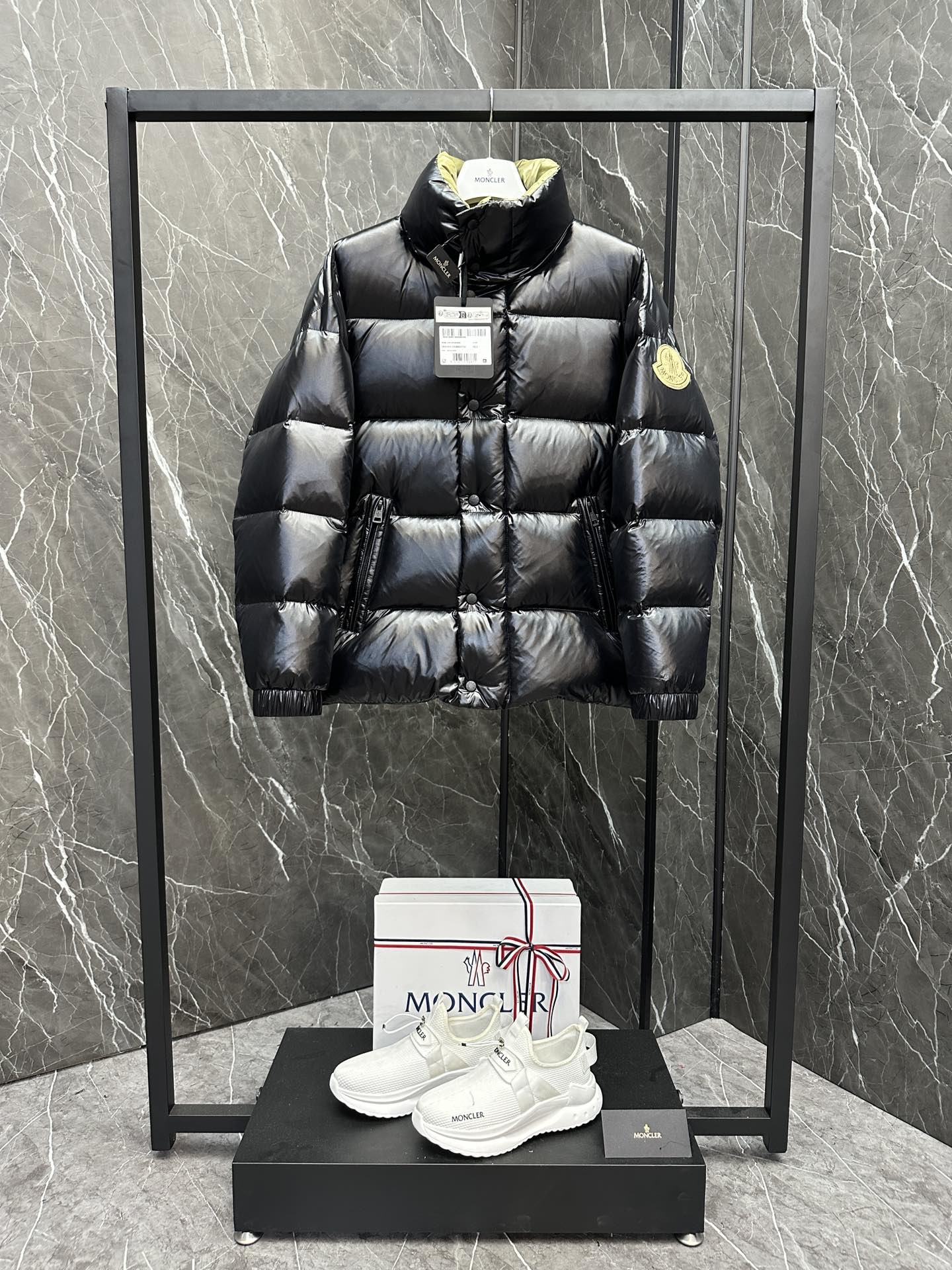 몽클레어 Moncler Dervox1952 데복스 패딩