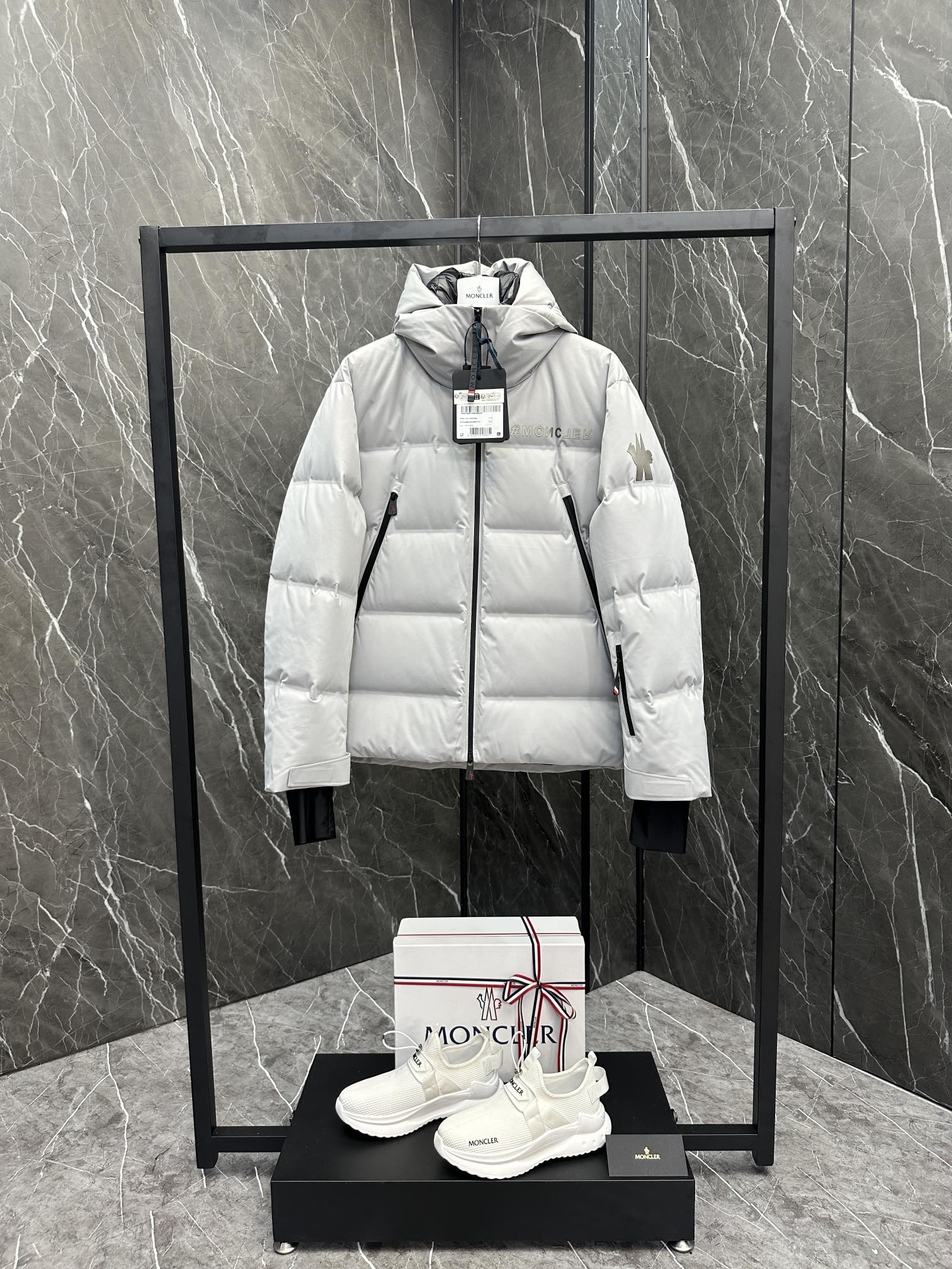 몽클레어 Moncler Grenoble 그레노블 패딩재킷