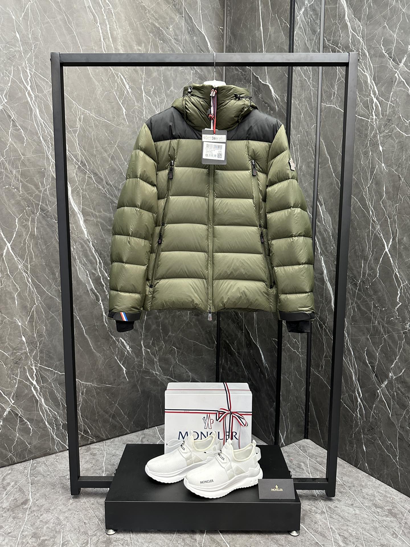 몽클레어 Moncler Grenoble Camurac 카무락 패딩재킷