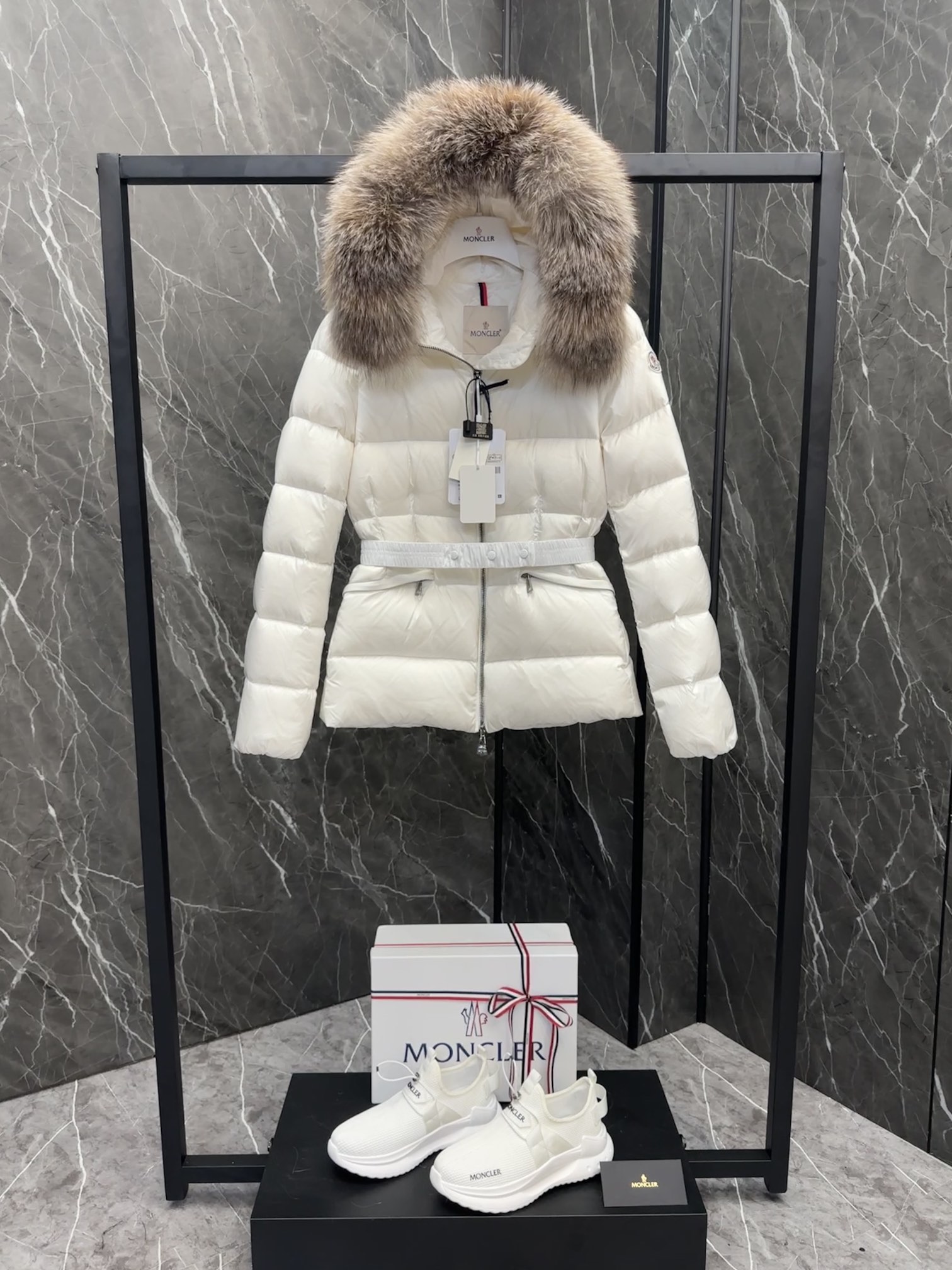 몽클레어 Moncler Boed 보에드 패딩