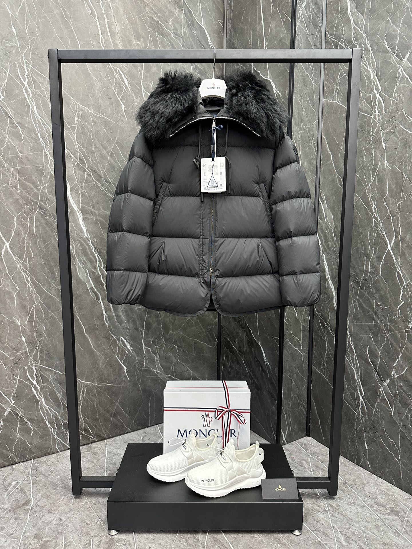 몽클레어 Moncler Locustelle 로쿠스텔 패딩