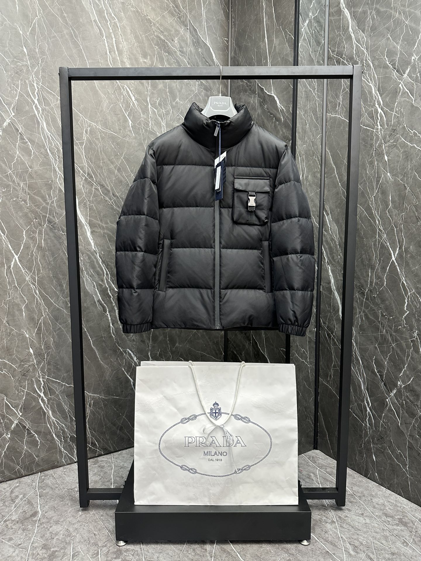 프라다 Prada 패딩