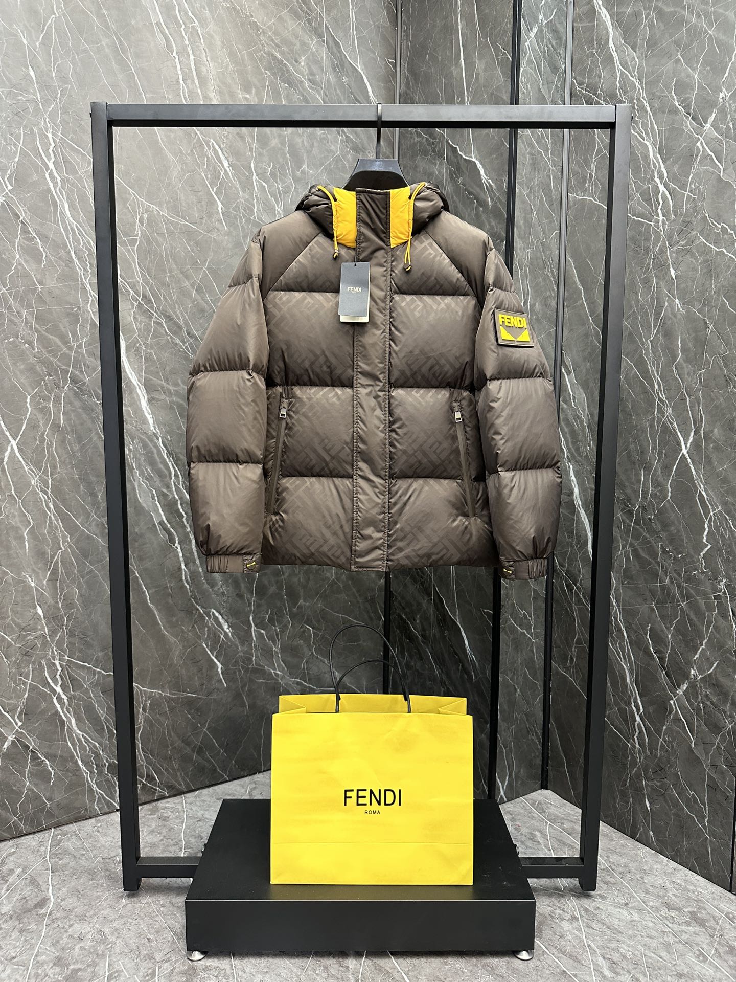 펜디 FENDI 패딩