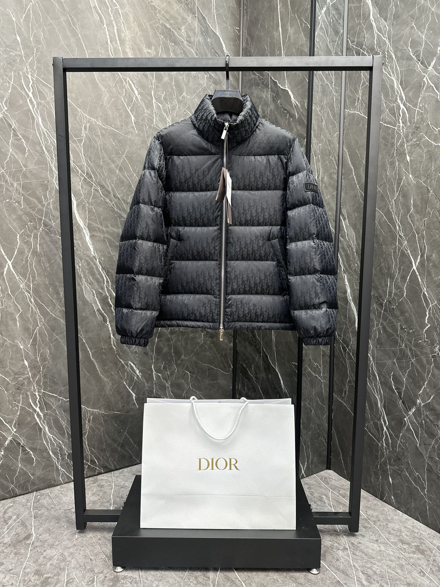구찌 DIOR Oblique 패딩