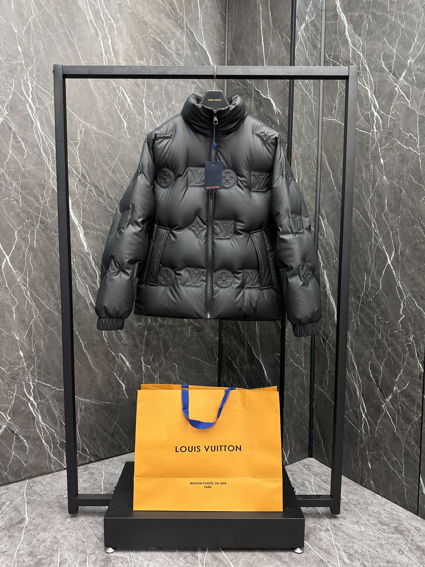루이비통 Louis Vuitton 패딩