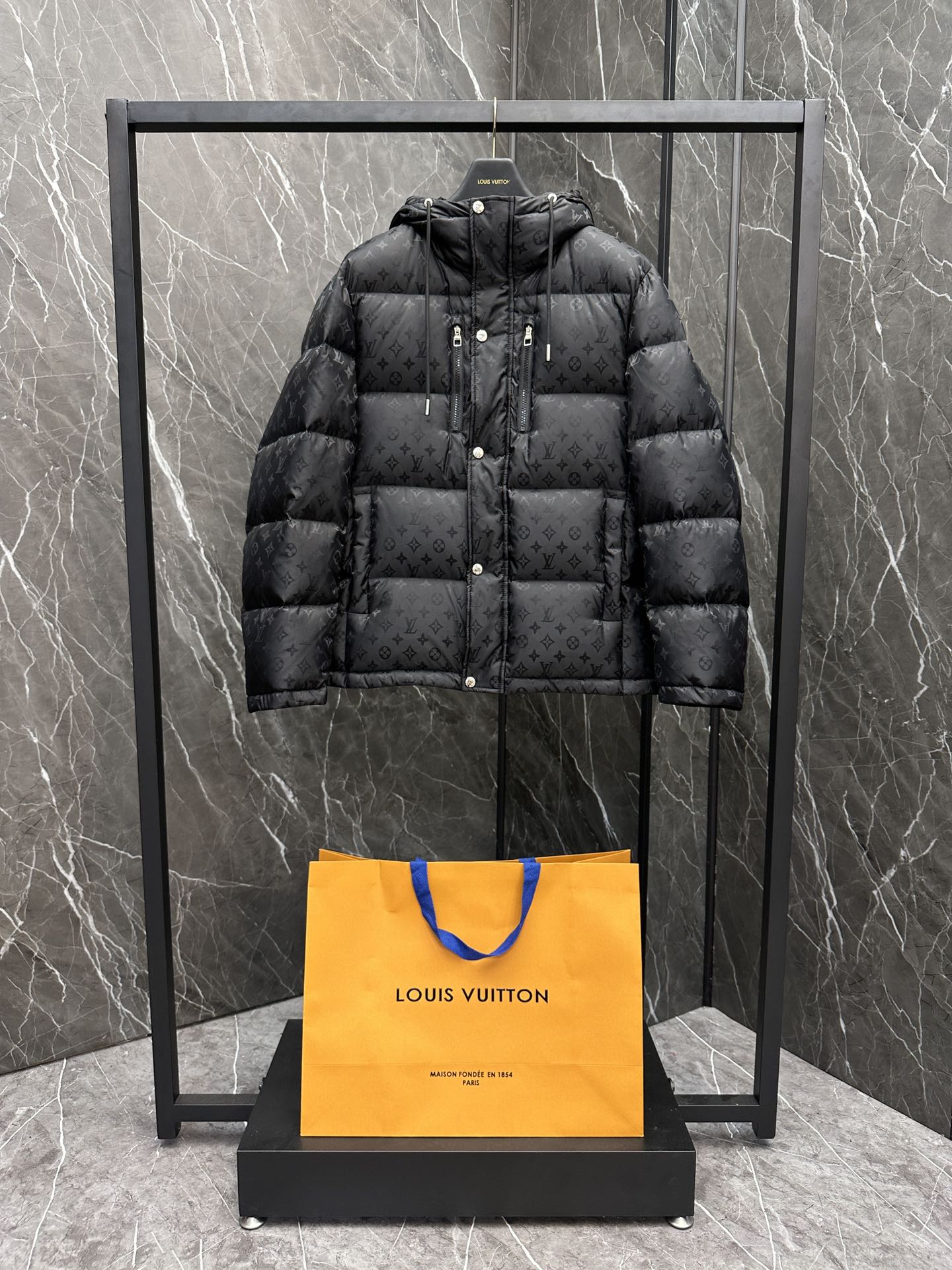 루이비통 Louis Vuitton 패딩