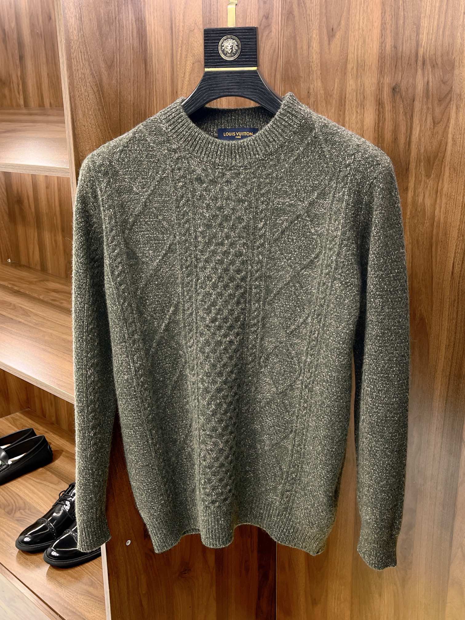 루이비통 Louis Vuitton 스웨터