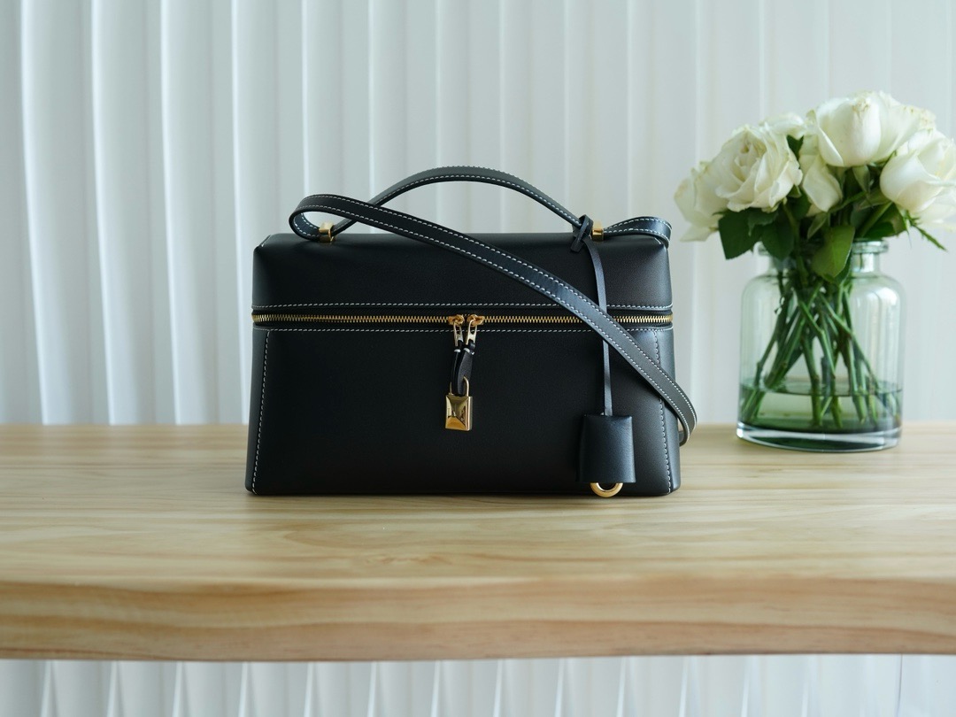로로피아나 Loro Piana Extra bag  L27