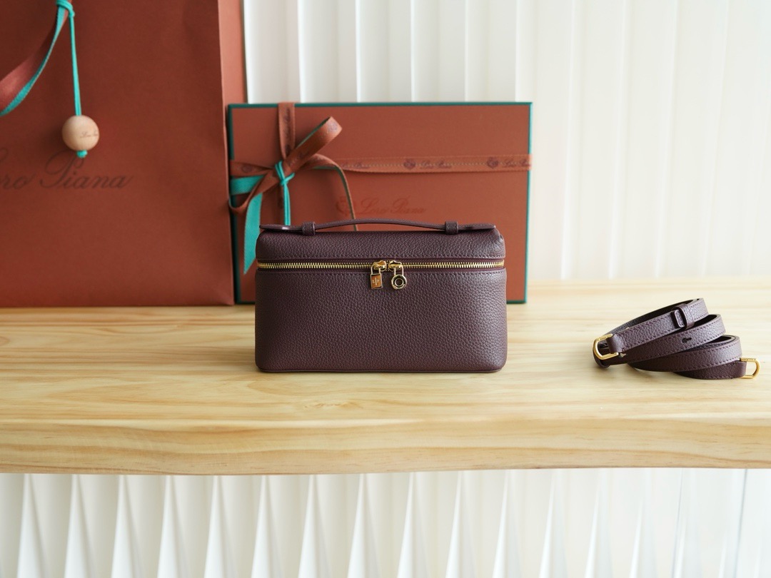 로로피아나 Loro Piana Extra Pocket L19