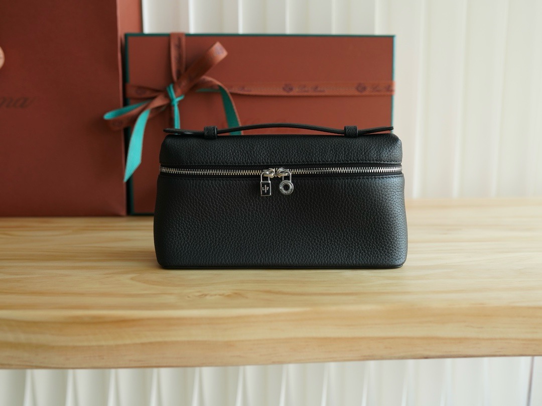 로로피아나 Loro Piana Extra Pocket L19