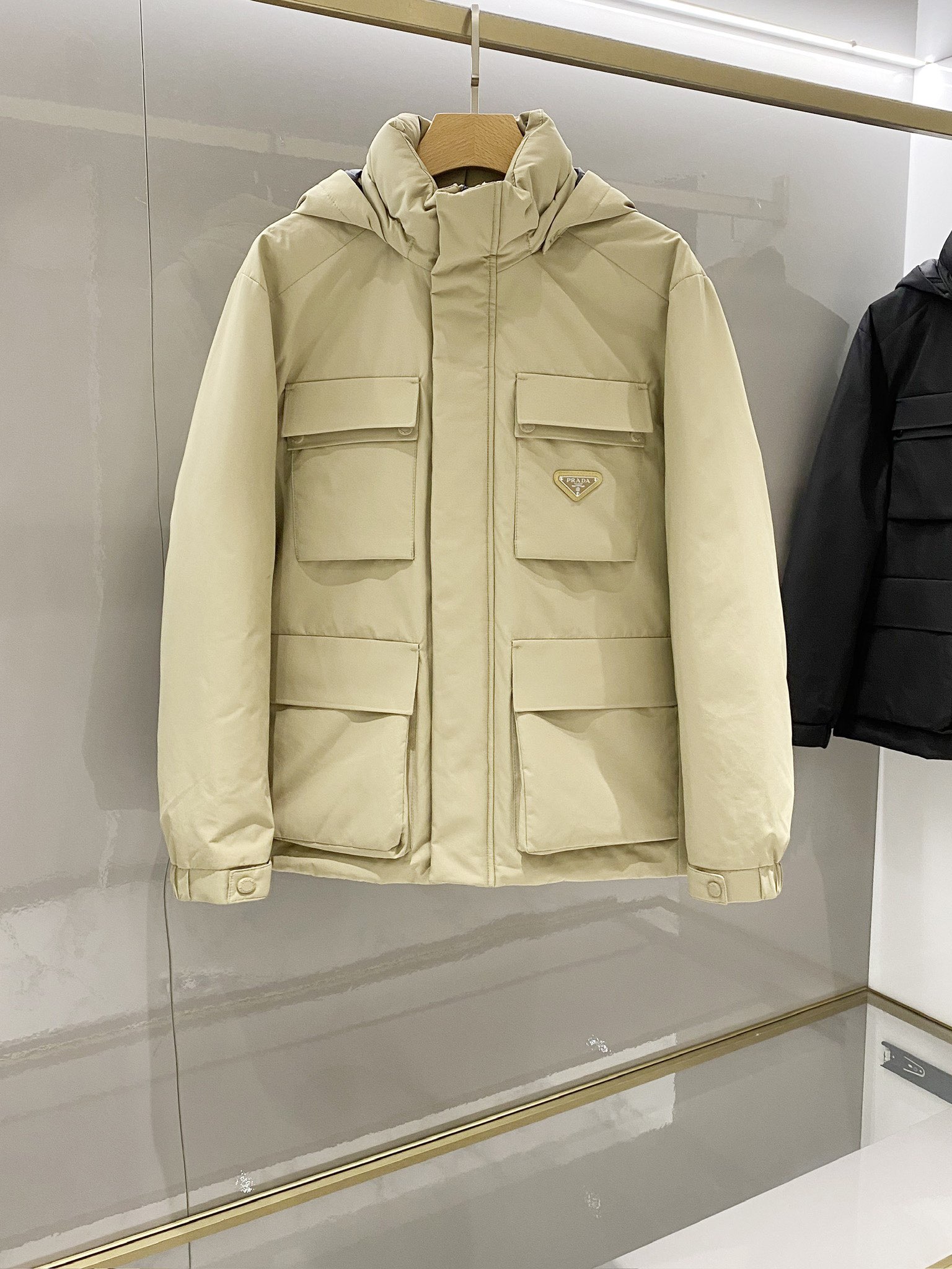 프라다 Prada 패딩