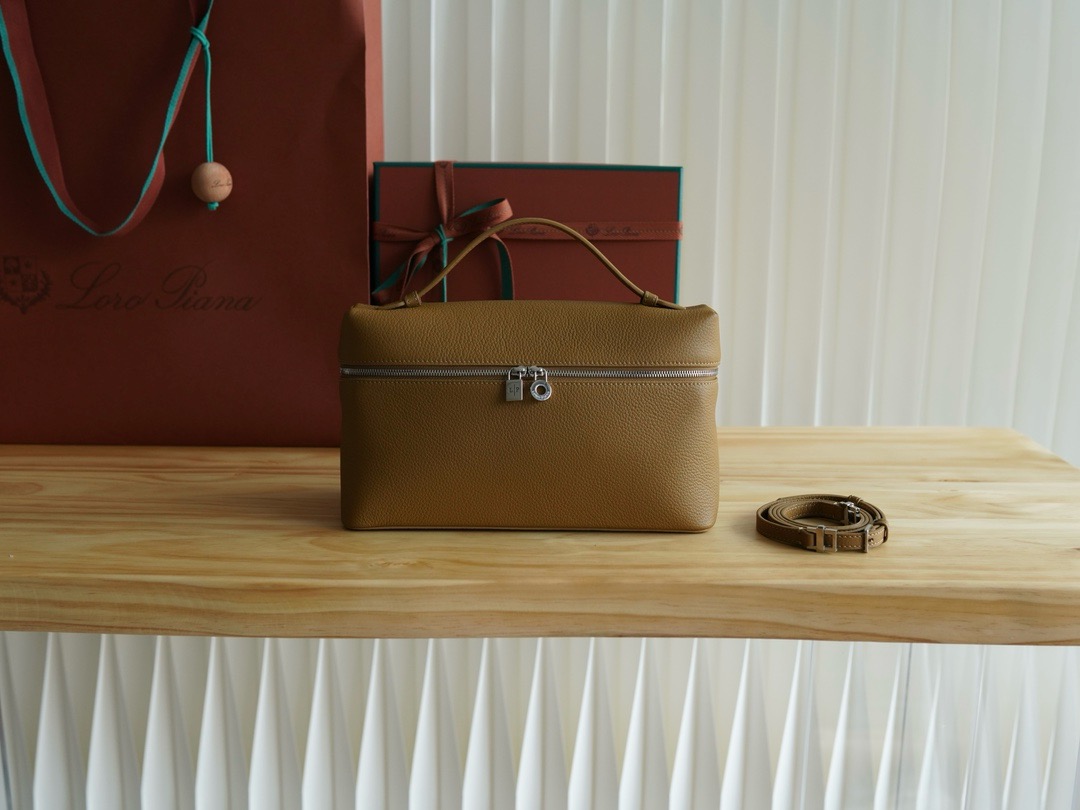 로로피아나 Loro Piana Extra Pocket L27