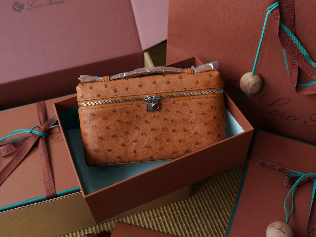 로로피아나 Loro Piana Extra Pocket L19 Ostrich leather