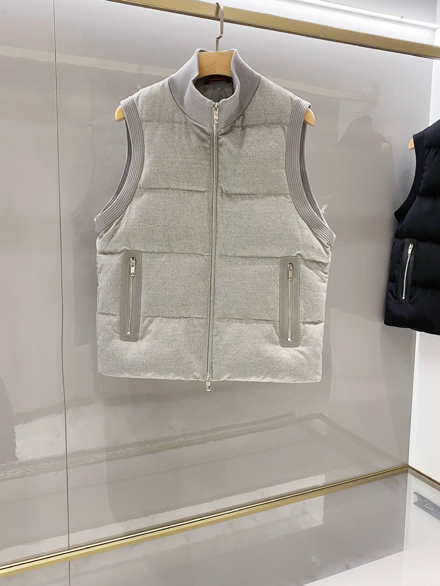 펜디 FENDI 조끼 패딩